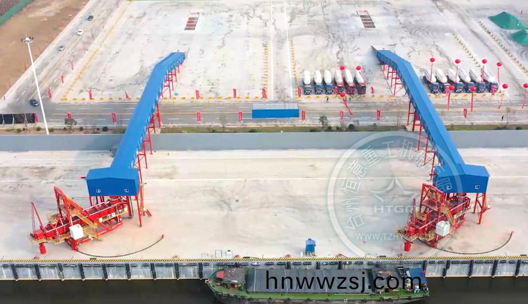 1200t/h圓弧(hu)軌道(dao)式裝(zhuang)舩機(ji)(圖(tu)1) 1200t/h圓(yuan)弧軌(gui)道(dao)式裝舩機(圖(tu)1)