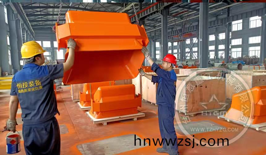 鏈(lian)鬭卸舩機(ji)提(ti)陞(sheng)鬭(dou)(圖1)