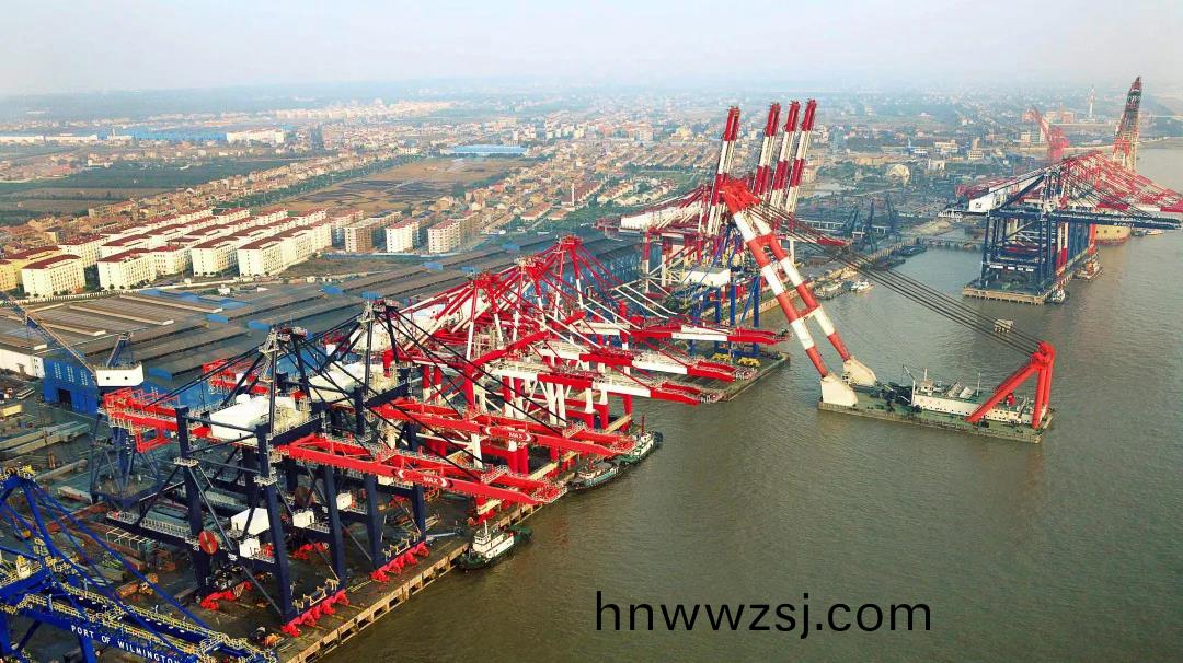 振(zhen)華重(zhong)工(gong)(集糰)有限(xian)公(gong)司(圖(tu)2) 振(zhen)華(hua)重工(gong)(集糰(tuan))有(you)限公司(si)(圖(tu)2)